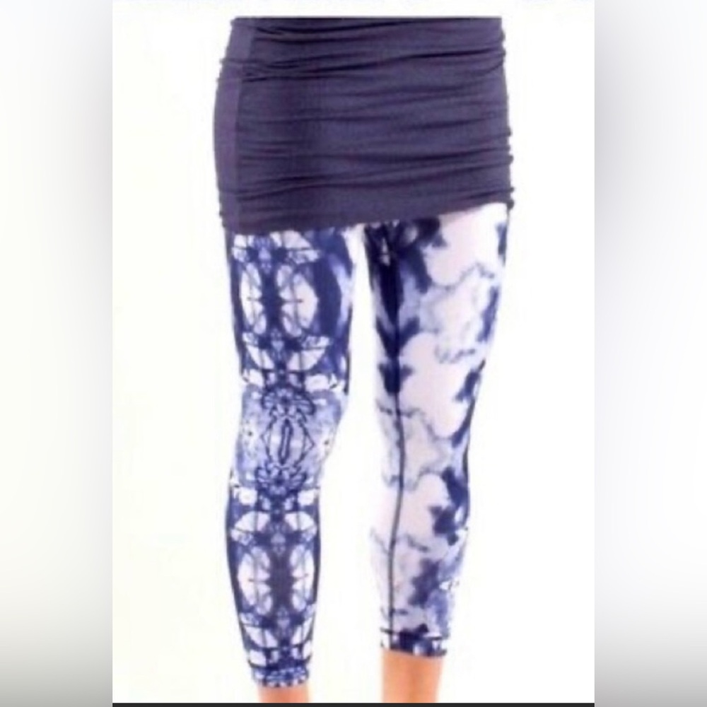 Lululemon Yin to You Tie Dye Skirt crop leggings